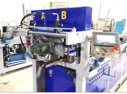 德川機械 專業(yè)制造，廠家直銷——兩工位數(shù)控沖孔機與護欄沖孔機的卓越選擇